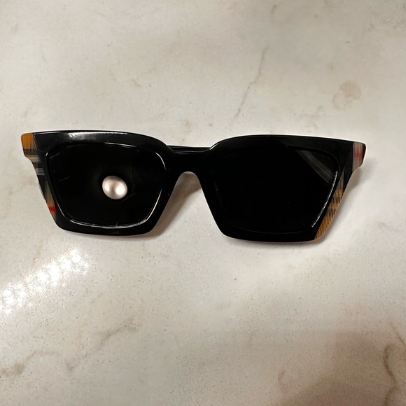 Burberry Tortoise Shell Sunglasses main image 5